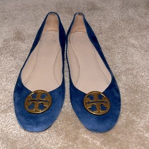 Tory Burch size 7 navy blue suede flats.